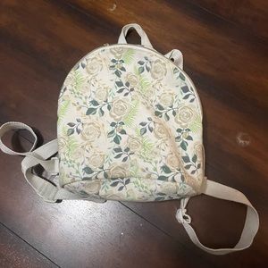 🌺 mini backpack 🌺